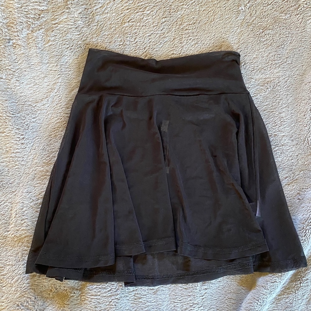 Mesh skirt